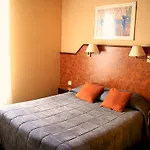 Hotel De Paris 3*