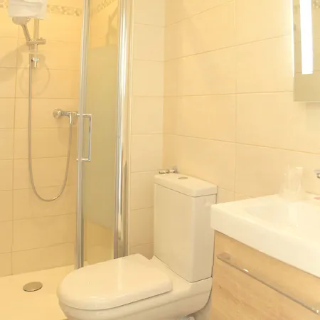 Hotel De Paris 3*