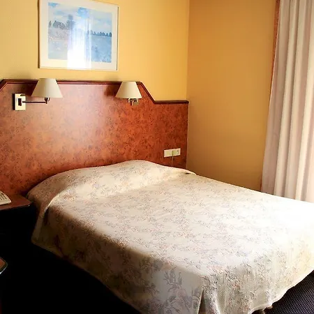 De Paris Hotel